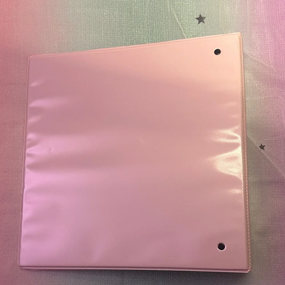 Avery Heavy Duty 3-Ring Binder in Light Pink